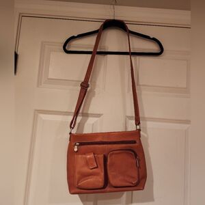 Le Donne leather collection crossbody bag